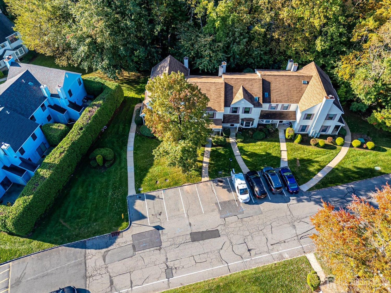 3302 Stonehedge Road Edison NJ 08820