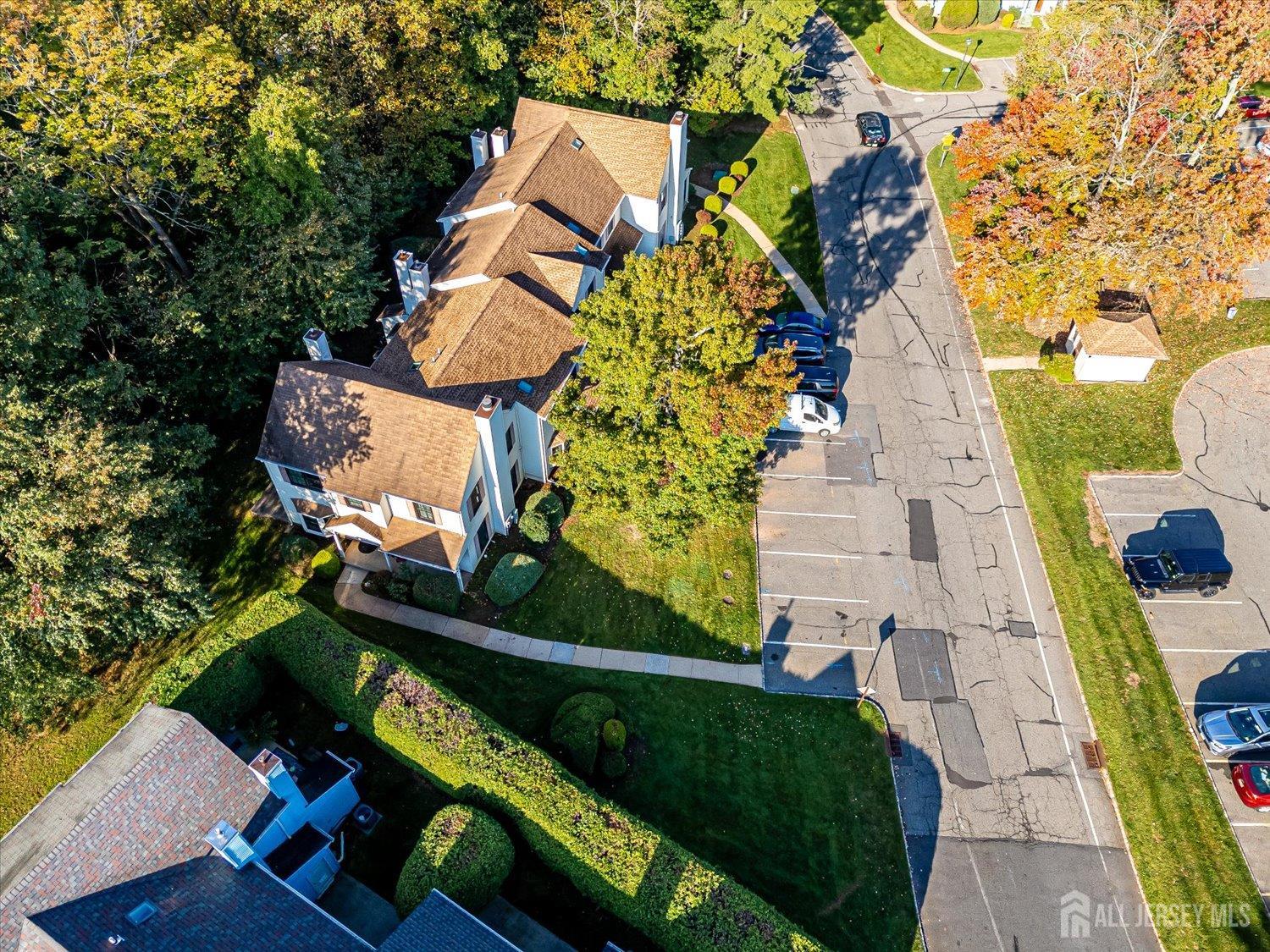 3302 Stonehedge Road Edison NJ 08820