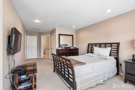 67 Forest Drive Piscataway NJ 08854