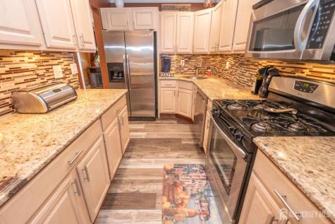 68 Sand Hill Road Jamesburg NJ 08831