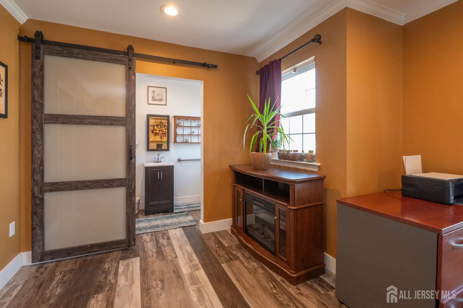 68 Sand Hill Road Jamesburg NJ 08831