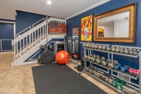 68 Sand Hill Road Jamesburg NJ 08831