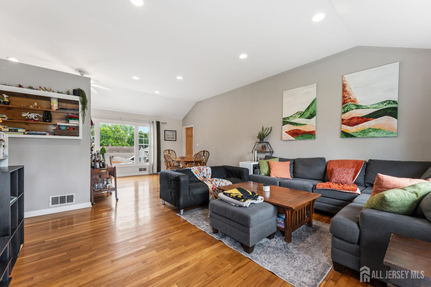 5 Willow Avenue Piscataway NJ 08854