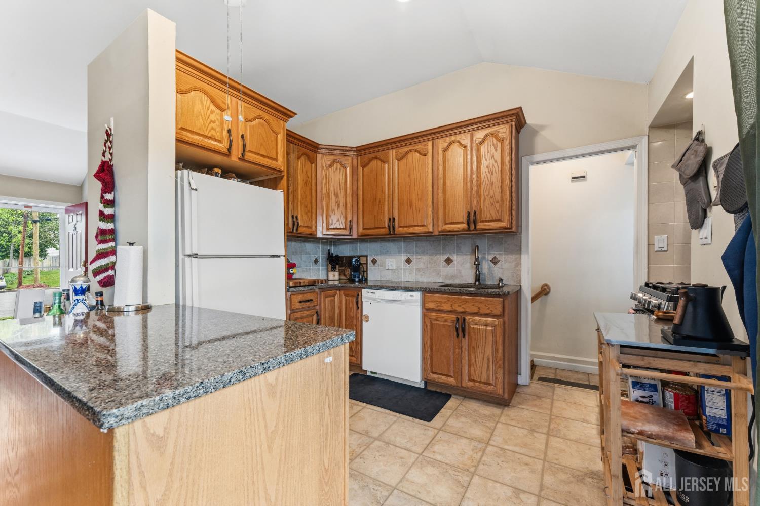 5 Willow Avenue Piscataway NJ 08854