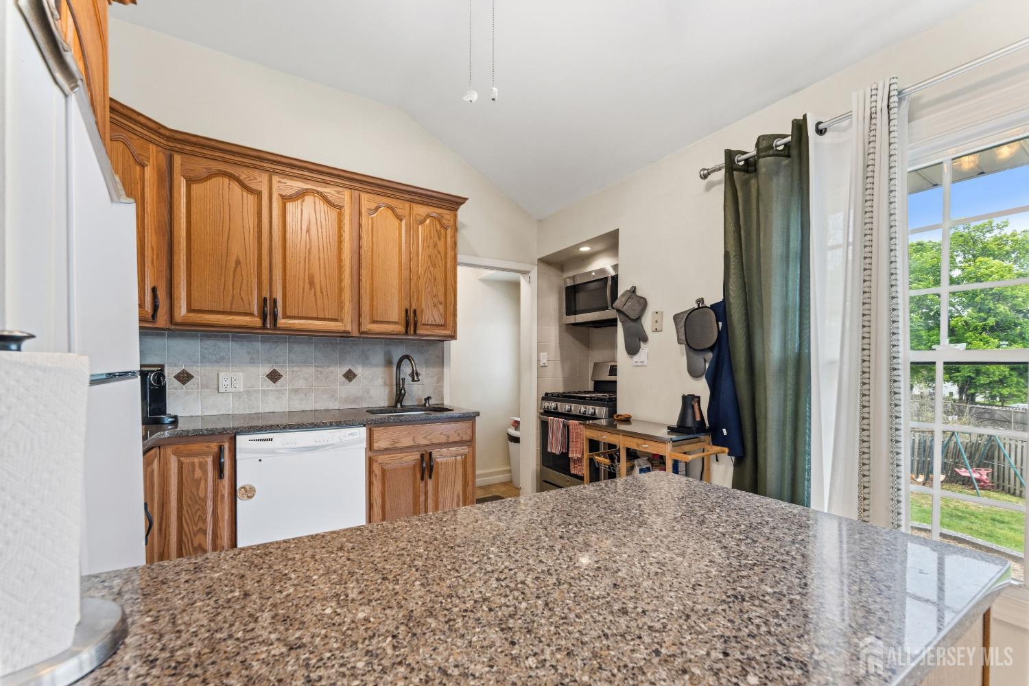 5 Willow Avenue Piscataway NJ 08854