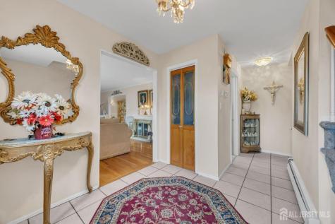 12 Avon Way Sayreville NJ 08859