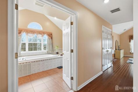 74 Kelly Way South Brunswick NJ 08852