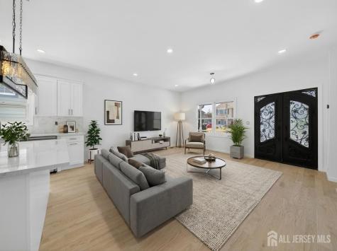 66 Henry Street Port Reading NJ 07064