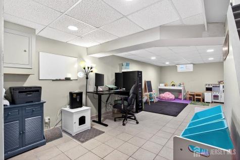 43 Buttonwood Drive Sayreville NJ 08859