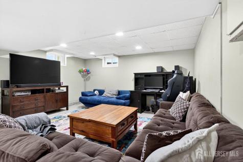 43 Buttonwood Drive Sayreville NJ 08859