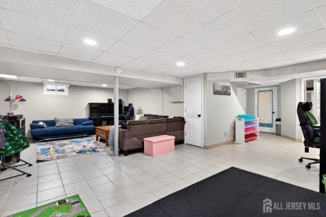 43 Buttonwood Drive Sayreville NJ 08859