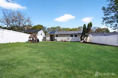 43 Buttonwood Drive Sayreville NJ 08859