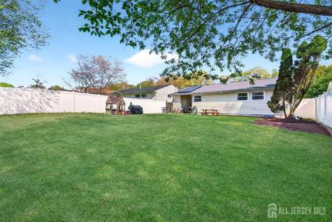 43 Buttonwood Drive Sayreville NJ 08859