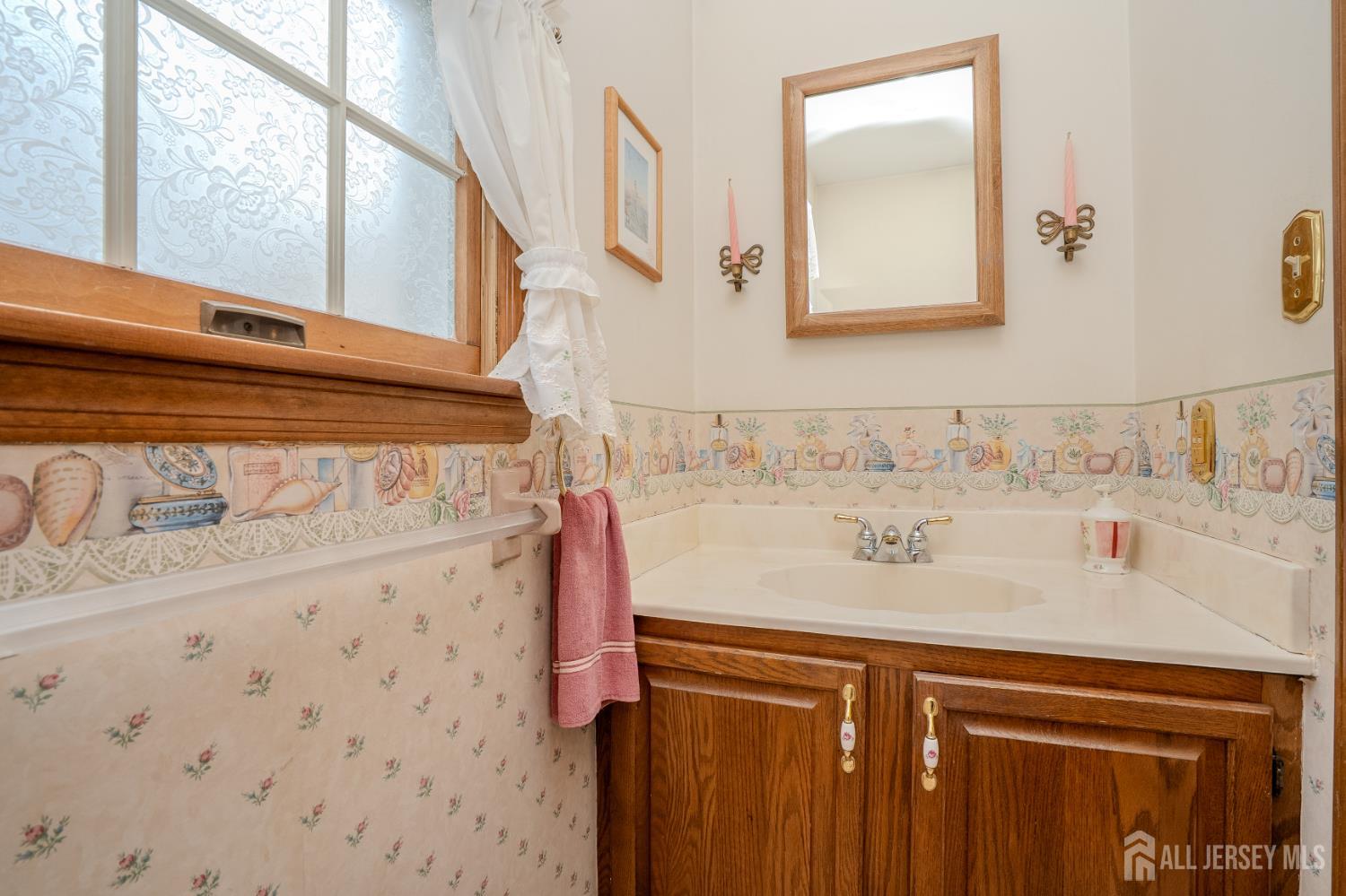 15 Lynn Court North Brunswick NJ 08902