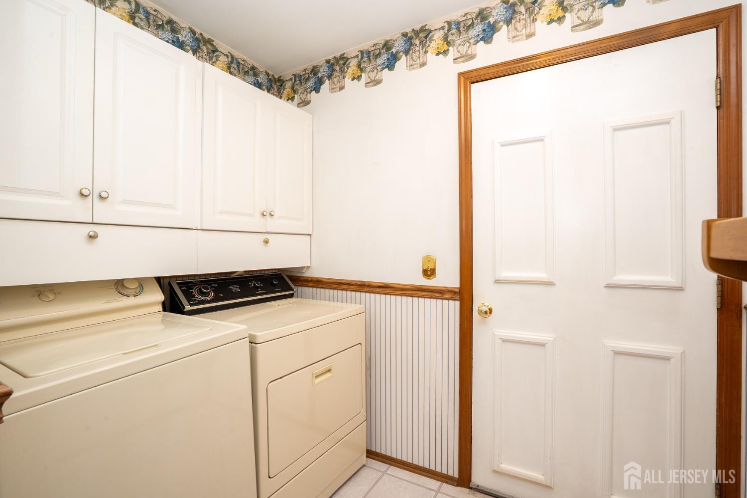 15 Lynn Court North Brunswick NJ 08902
