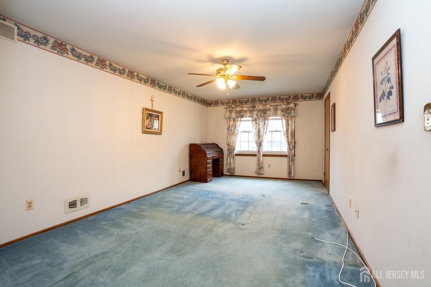 15 Lynn Court North Brunswick NJ 08902