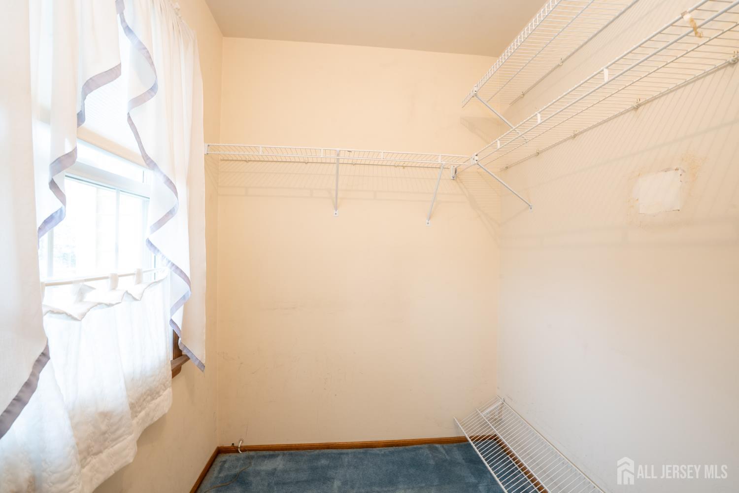 15 Lynn Court North Brunswick NJ 08902