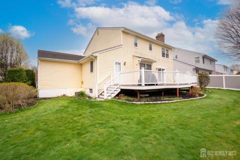 15 Lynn Court North Brunswick NJ 08902