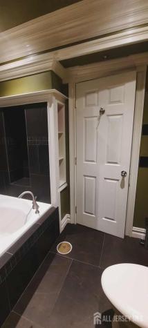 106 Maryknoll Route Menlo Park Terrace NJ 08840