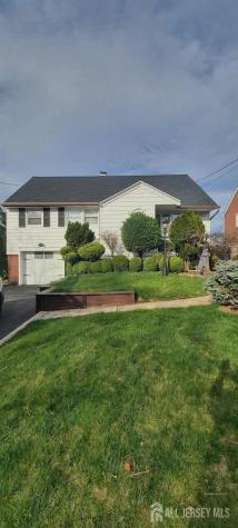 106 Maryknoll Route Menlo Park Terrace NJ 08840