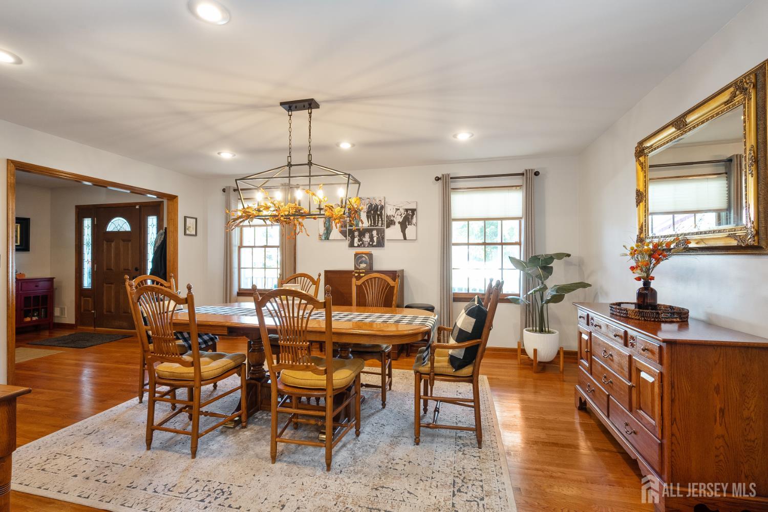 12 Ellingham Avenue Monroe NJ 08831