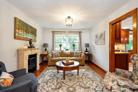 12 Ellingham Avenue Monroe NJ 08831