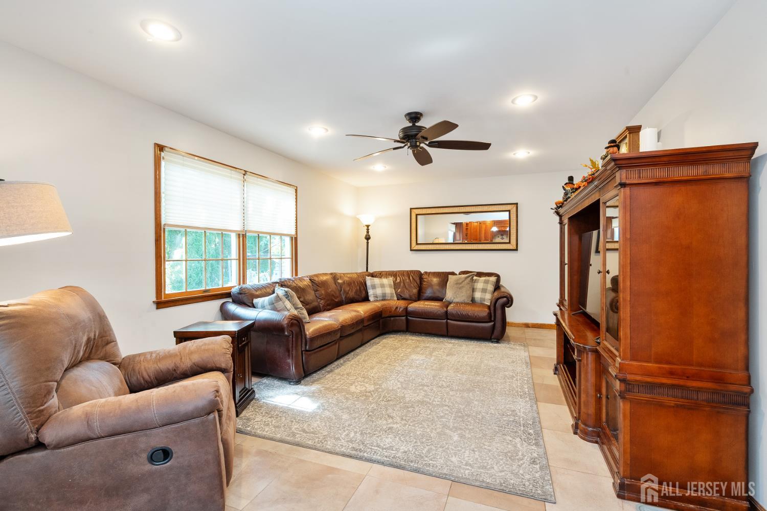 12 Ellingham Avenue Monroe NJ 08831