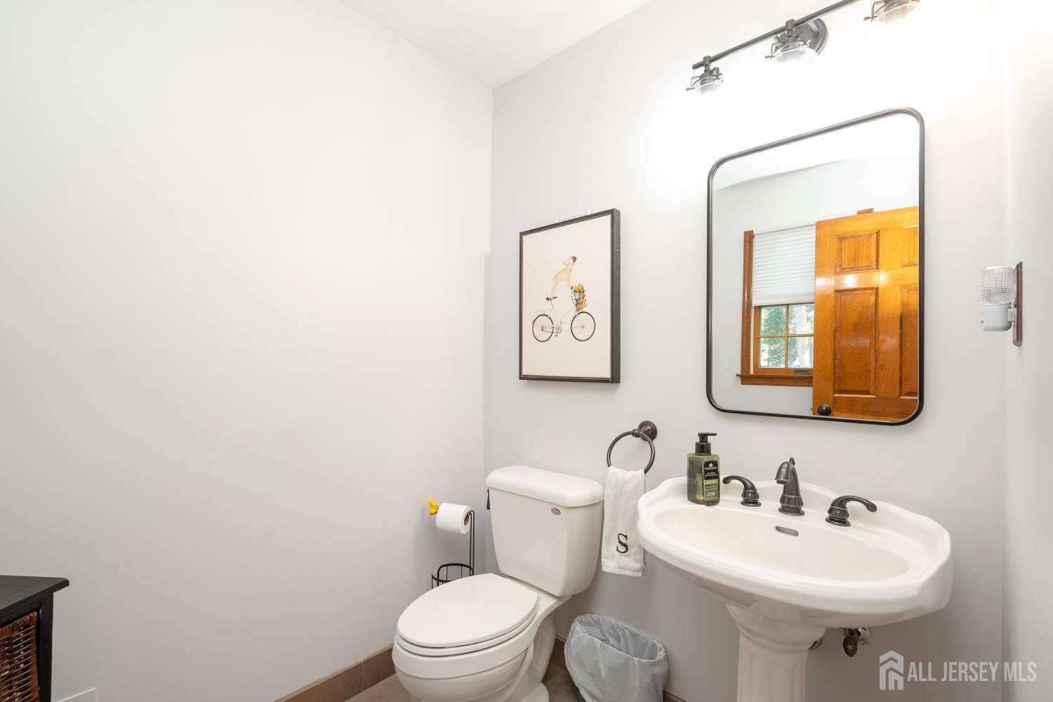 12 Ellingham Avenue Monroe NJ 08831