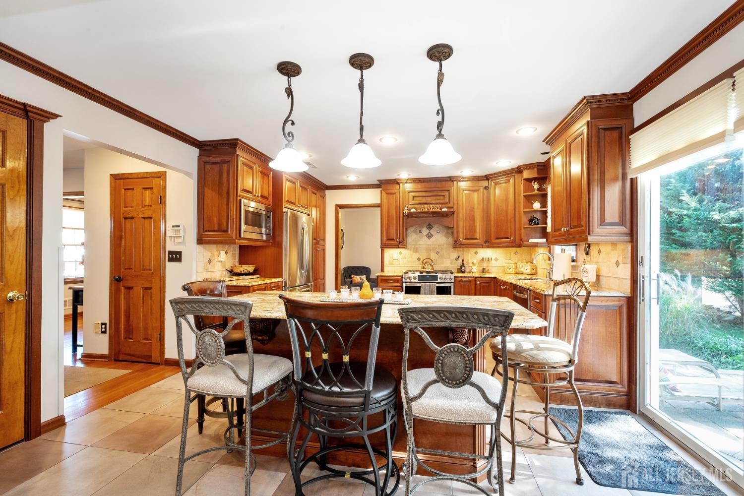 12 Ellingham Avenue Monroe NJ 08831