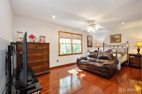 12 Ellingham Avenue Monroe NJ 08831