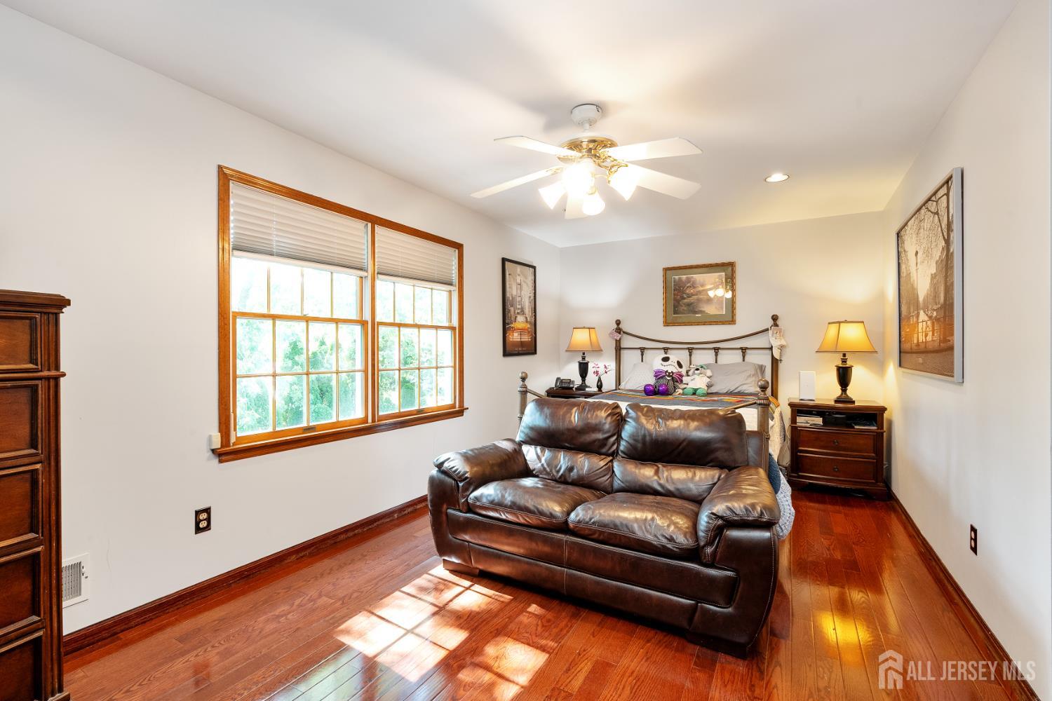 12 Ellingham Avenue Monroe NJ 08831
