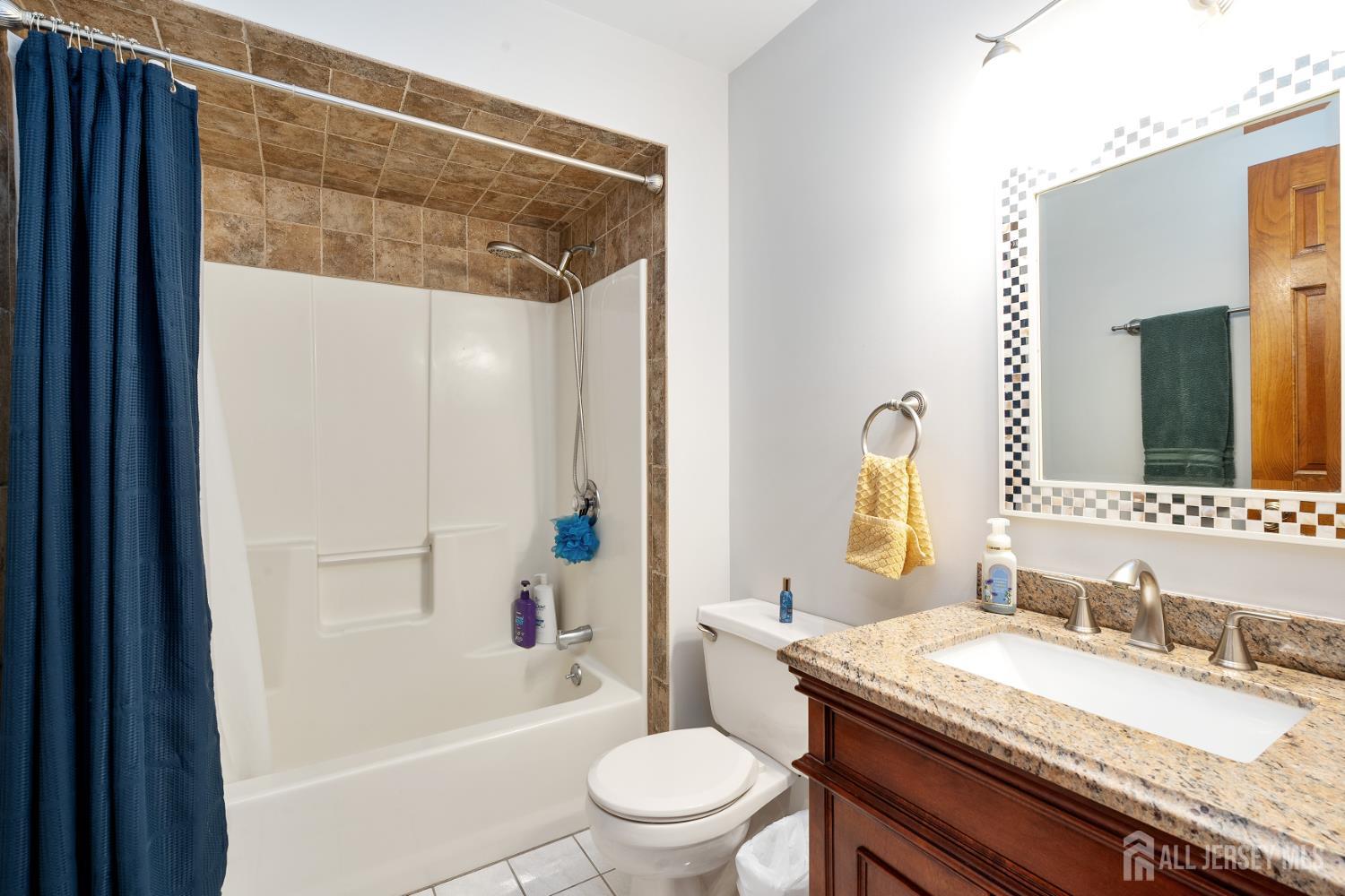12 Ellingham Avenue Monroe NJ 08831
