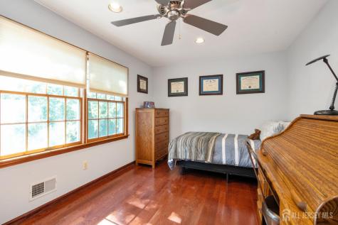 12 Ellingham Avenue Monroe NJ 08831