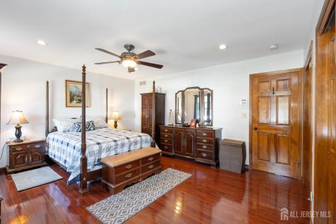 12 Ellingham Avenue Monroe NJ 08831