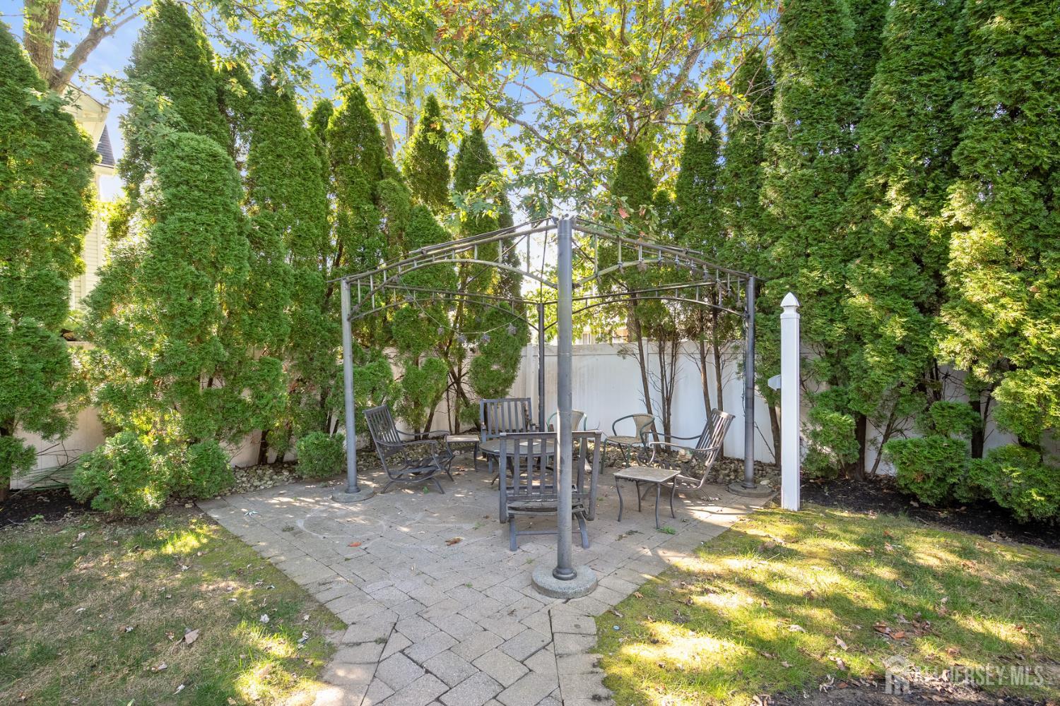 12 Ellingham Avenue Monroe NJ 08831