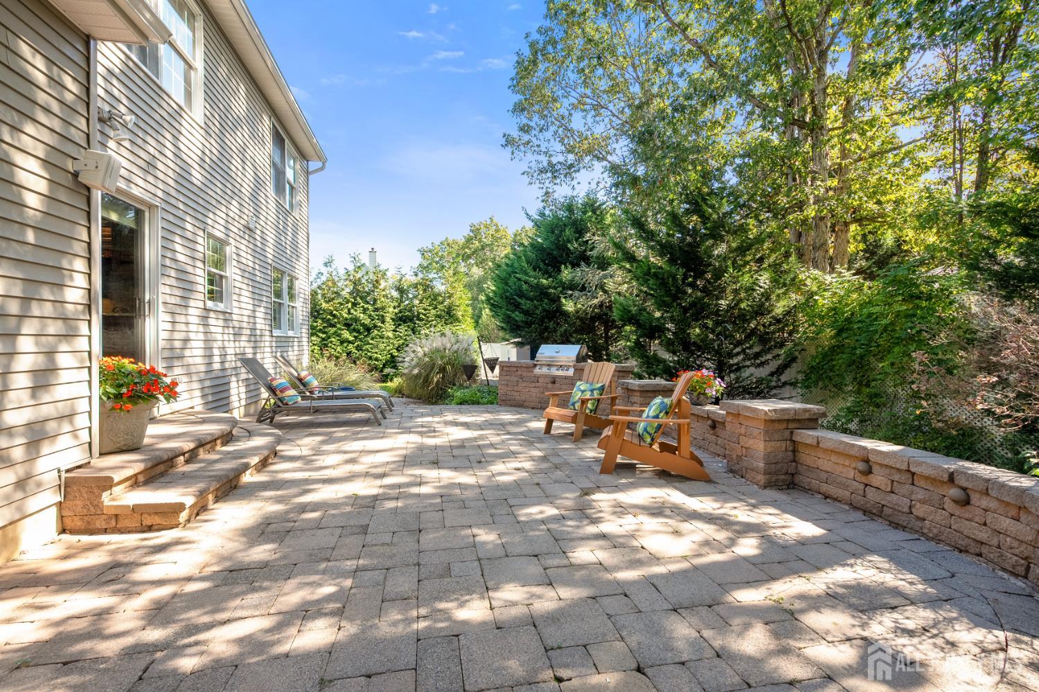 12 Ellingham Avenue Monroe NJ 08831