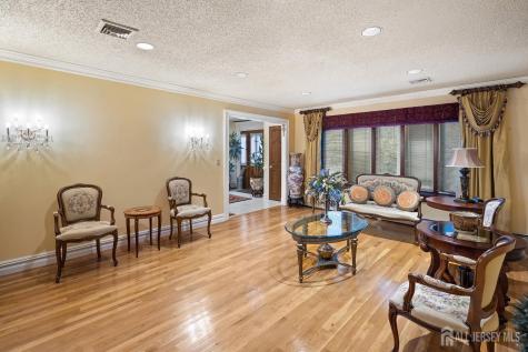 3 Anthony Avenue Edison NJ 08820