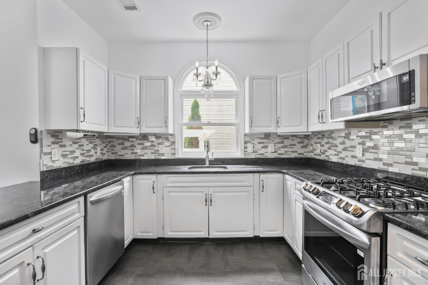 4 Claire Court Matawan NJ 07747