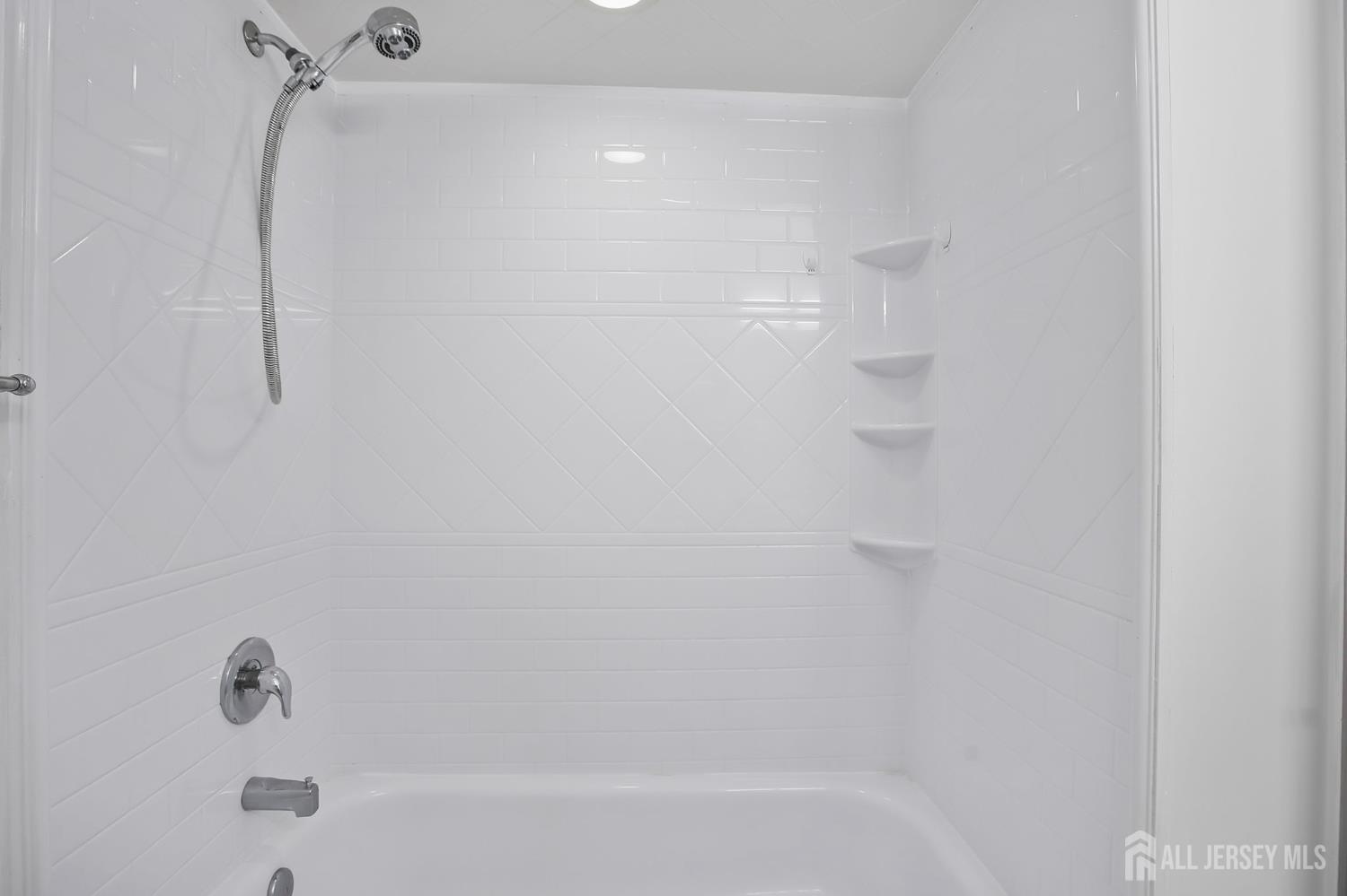 4 Claire Court Matawan NJ 07747