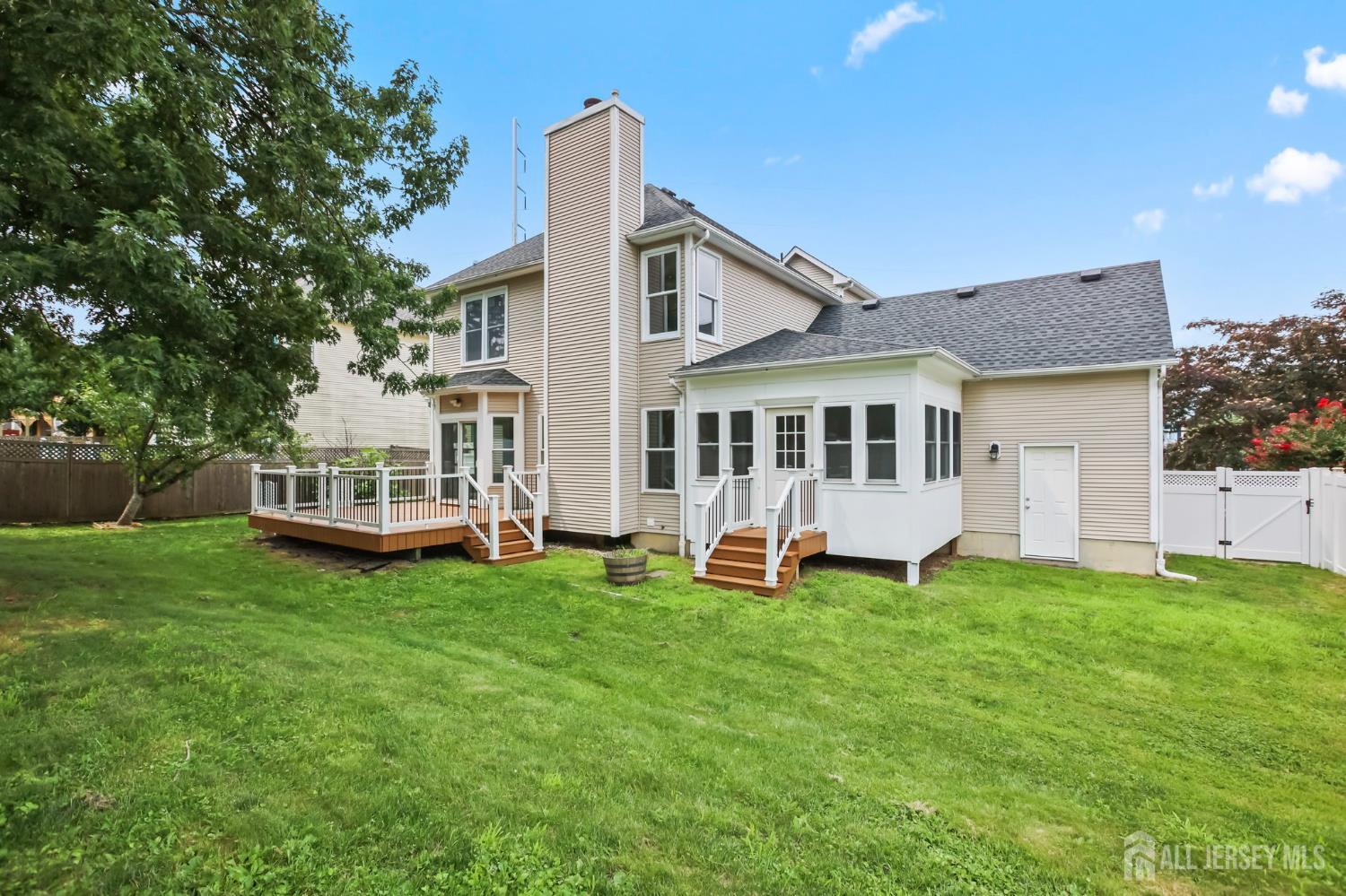 4 Claire Court Matawan NJ 07747