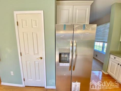 24 Skurka Court Sayreville NJ 08872