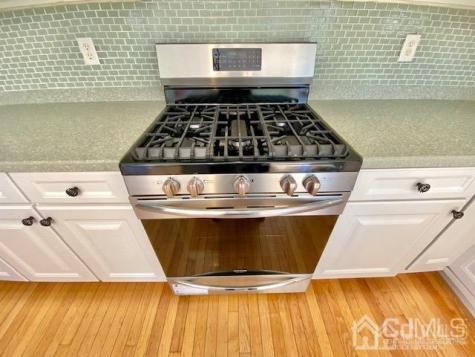 24 Skurka Court Sayreville NJ 08872