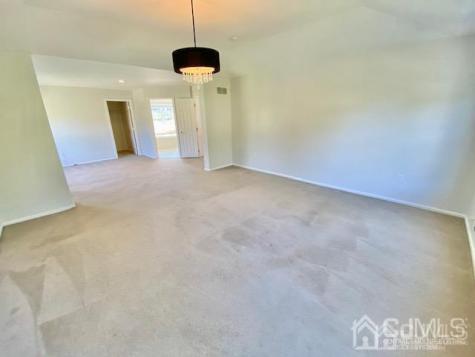 24 Skurka Court Sayreville NJ 08872