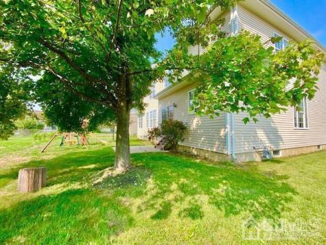 24 Skurka Court Sayreville NJ 08872