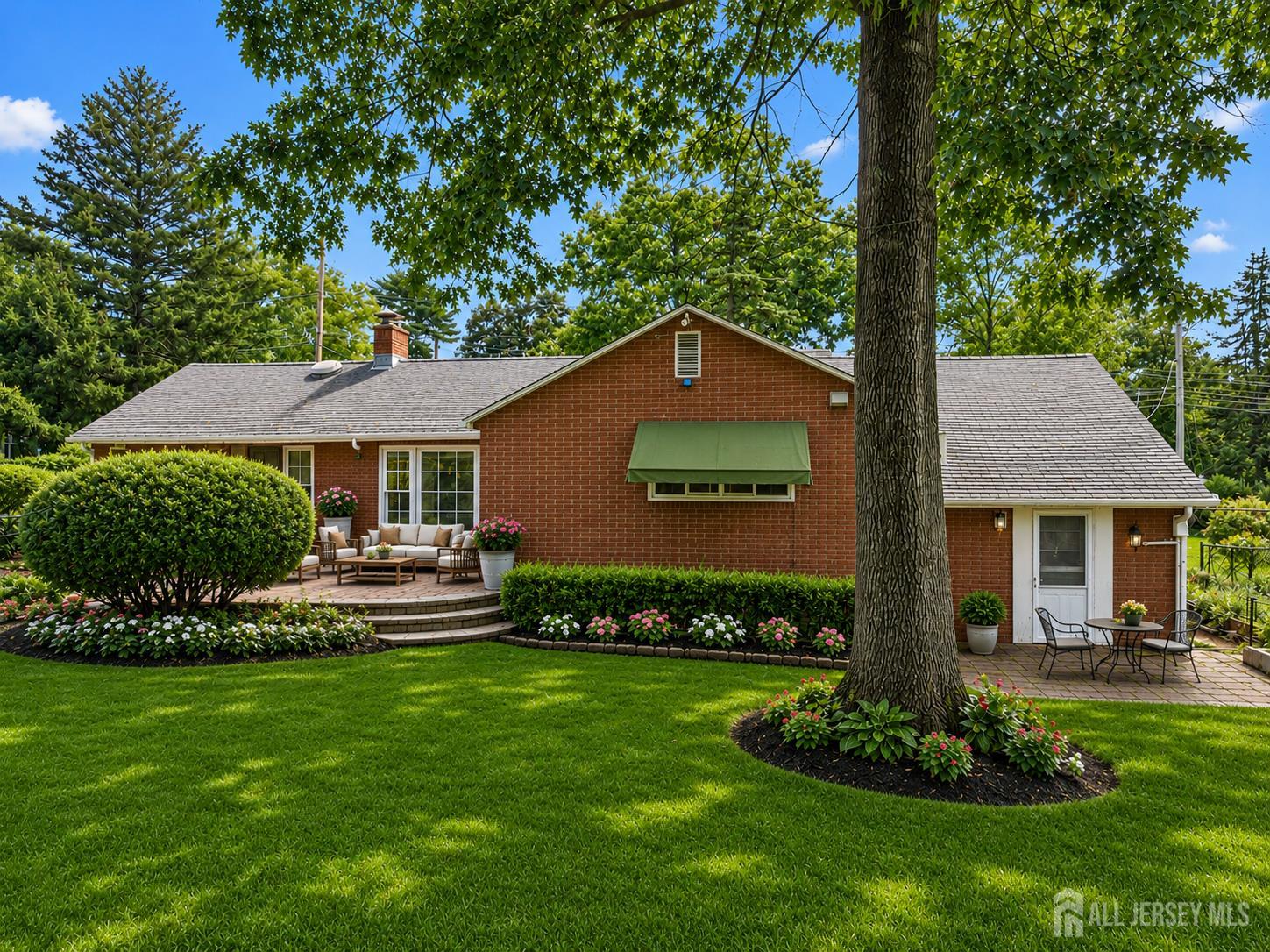 537 Ryders Lane East Brunswick NJ 08816