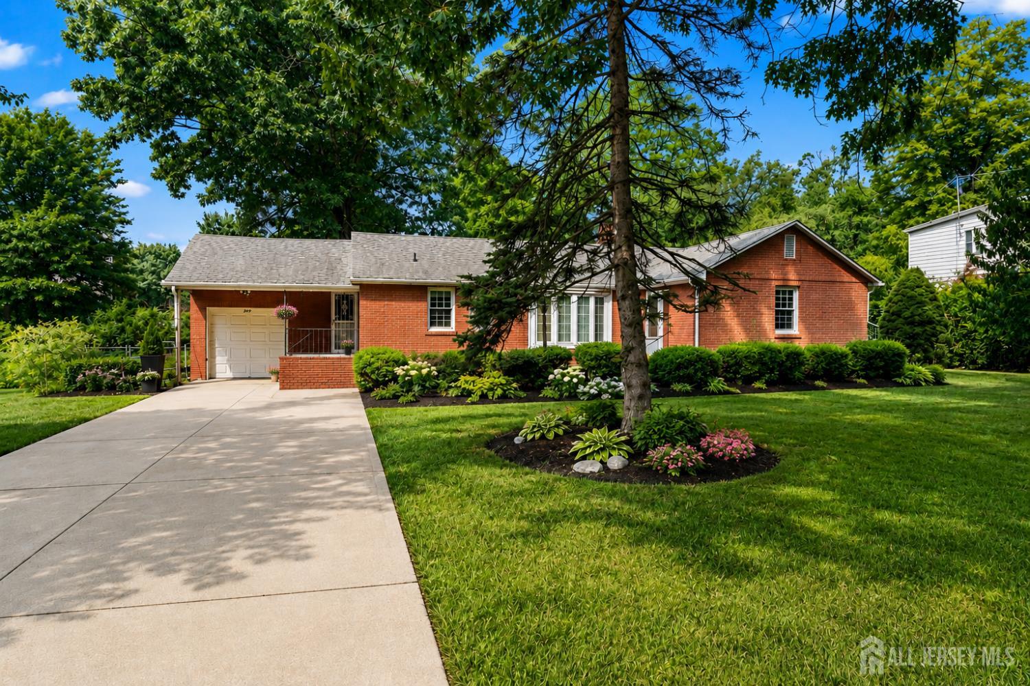 537 Ryders Lane East Brunswick NJ 08816