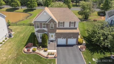 32 Carnation Road Monroe NJ 08831