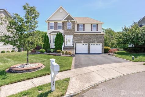 32 Carnation Road Monroe NJ 08831