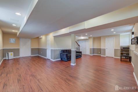 32 Carnation Road Monroe NJ 08831