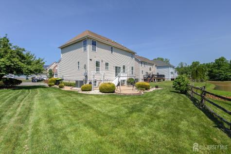 32 Carnation Road Monroe NJ 08831